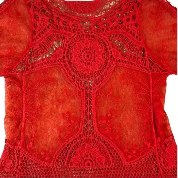 Women’s Red sunburst Crochet Knit top cover up, layering piece - Picture 4 of 8
